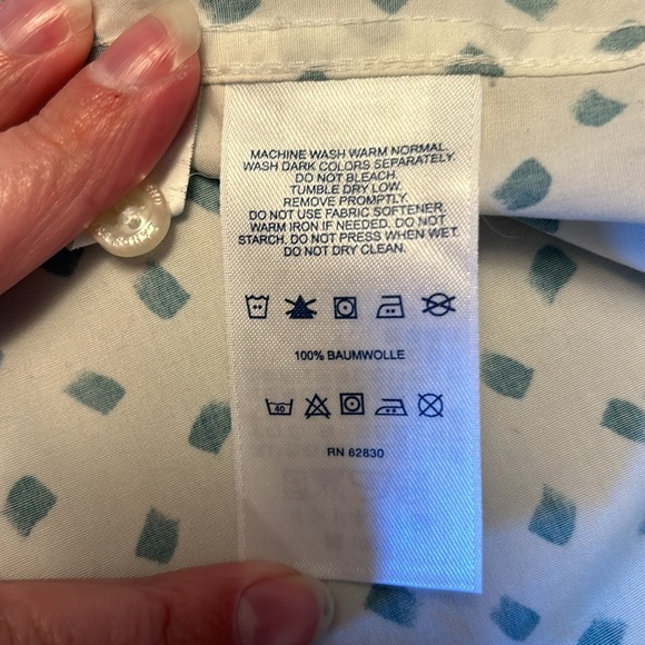 Lands End Button Up Tunic Blouse.  26W. Dark green brushstroke pattern. - Picture 9 of 9